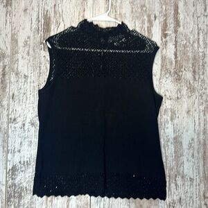 ST. JOHN Black Mock Neck Sleeveless Knit Crochet Sequin Tank size M